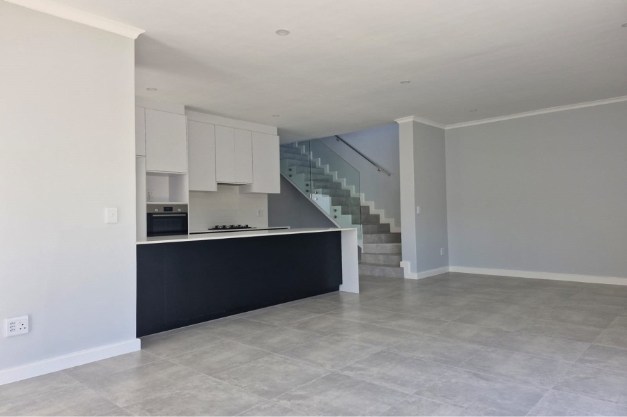 42 Bedroom Property for Sale in Sandown Western Cape